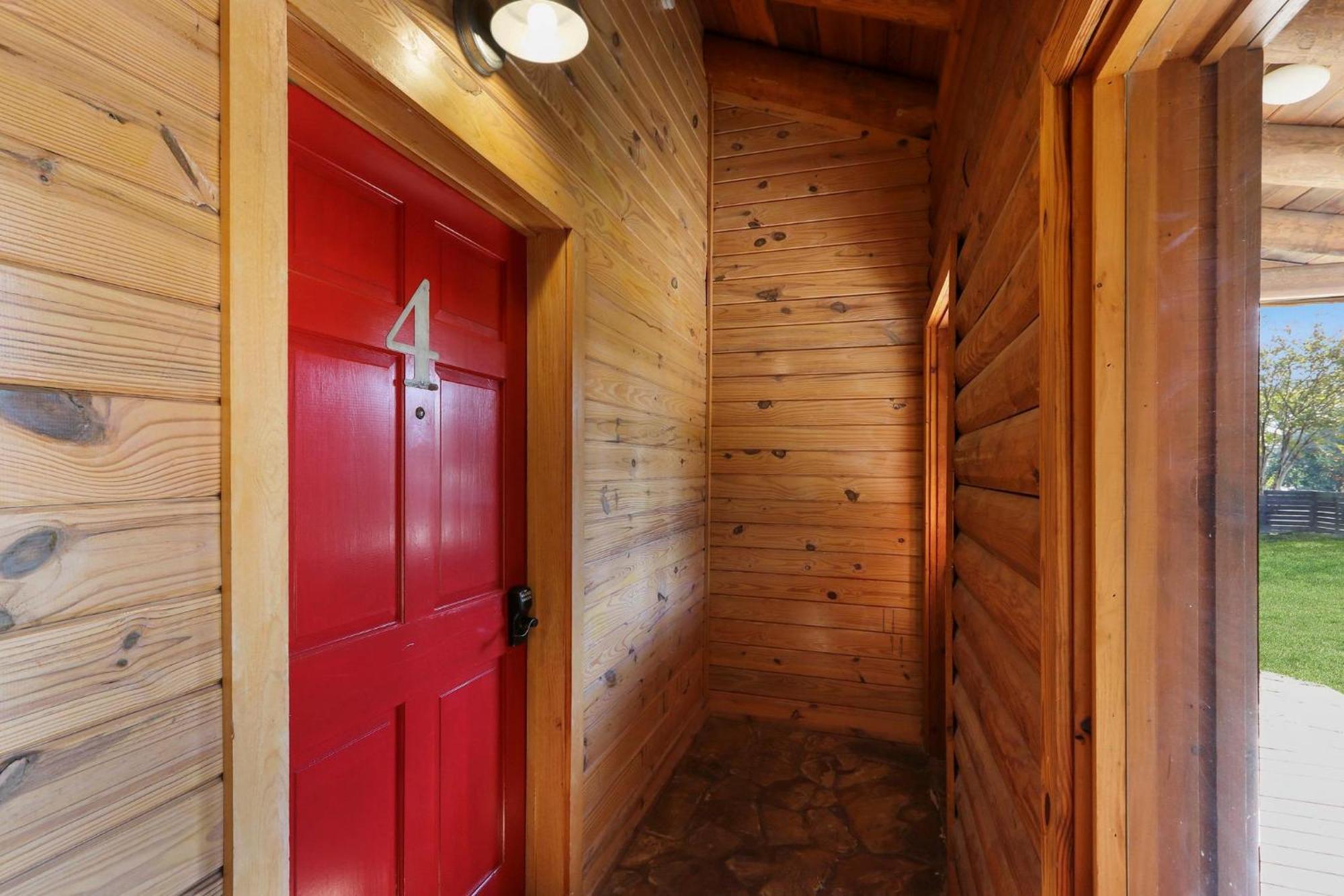 Wimberley Log Cabins Resort And Suites- Unit 4 Ngoại thất bức ảnh