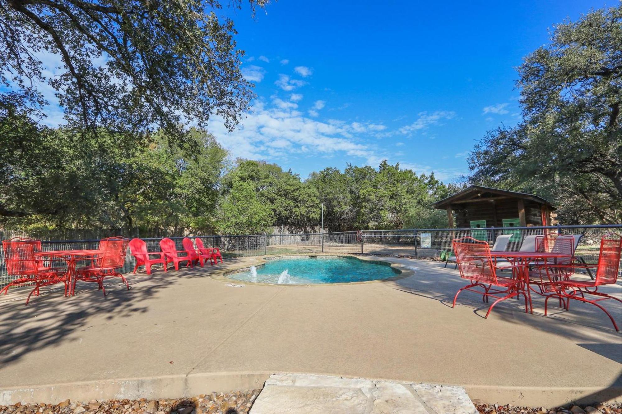 Wimberley Log Cabins Resort And Suites- Unit 4 Ngoại thất bức ảnh
